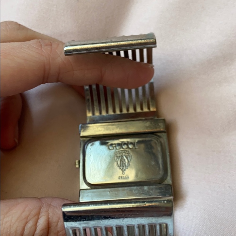 Gucci watch - Picture 4 of 5